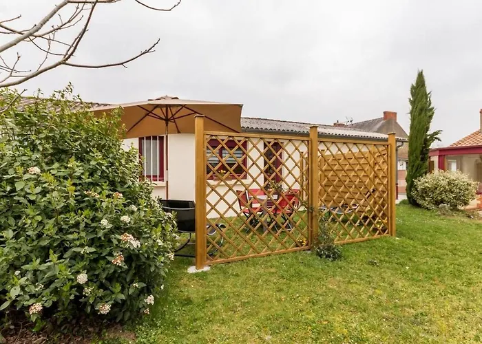 Rénové Avec Terrasse Et Jardin à Clisson, Proche Gare, Commerces, Restaurants Et Vignoble Nantais - Fr-1-306-900 Casa de Férias *