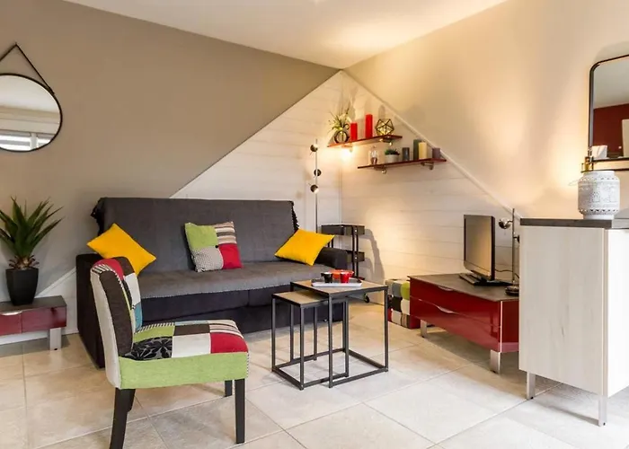 Rénové Avec Terrasse Et Jardin à Clisson, Proche Gare, Commerces, Restaurants Et Vignoble Nantais - Fr-1-306-900 Casa de Férias Clisson